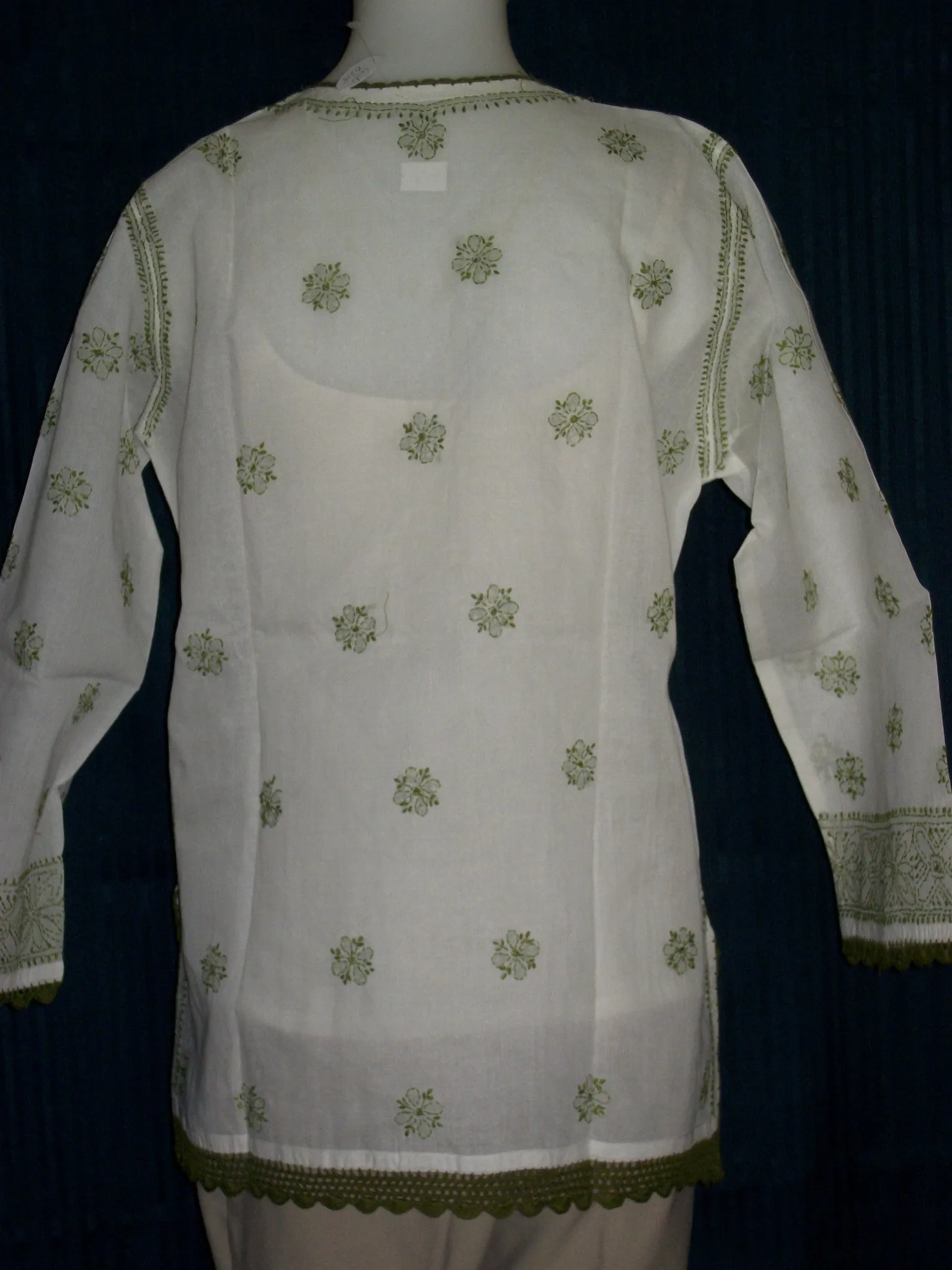 Blouse 053 White Cotton Hand Embroidered Tunic Top Kurti Medium Size