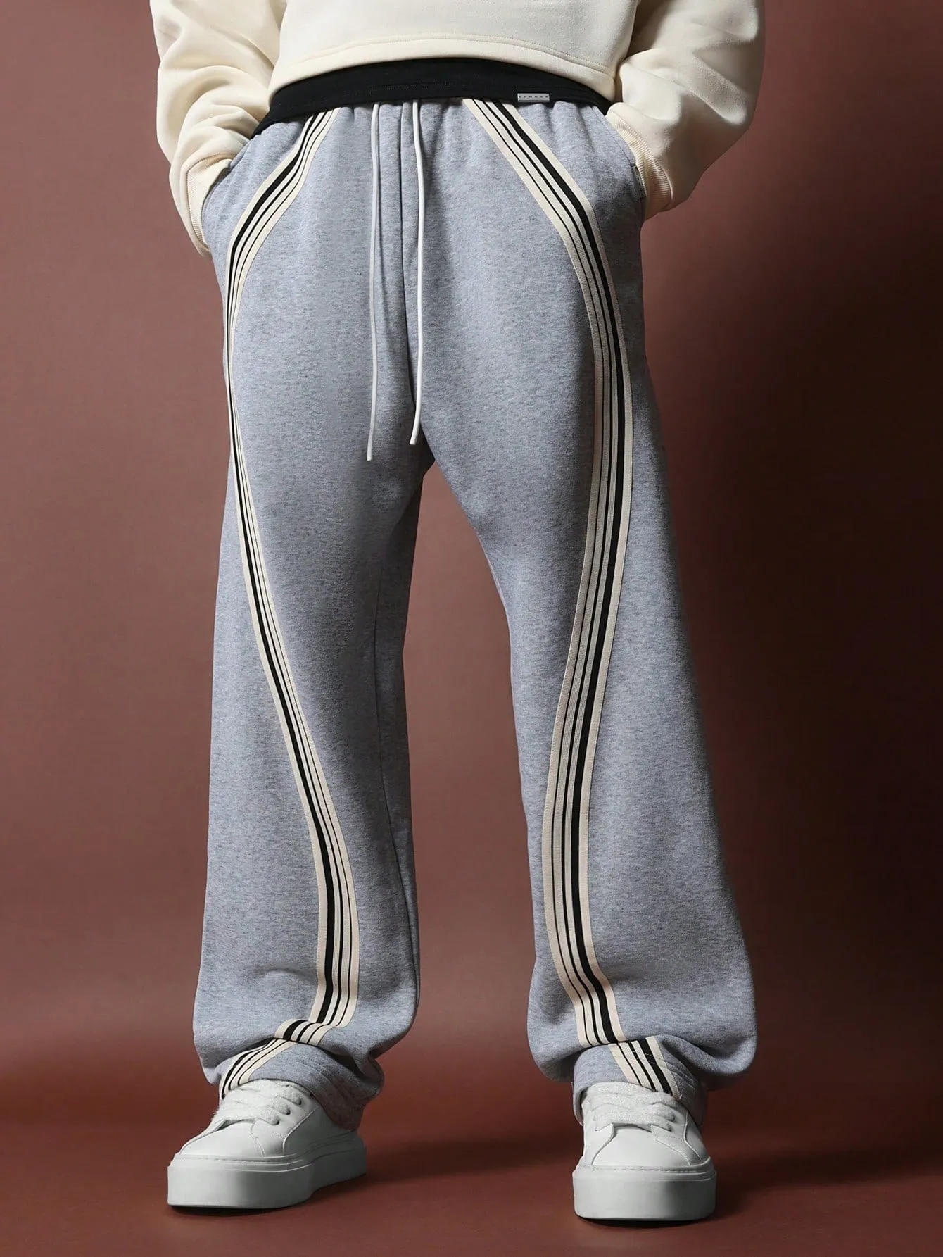 Drop Crotch Curve Stripe Tape Sweatpants