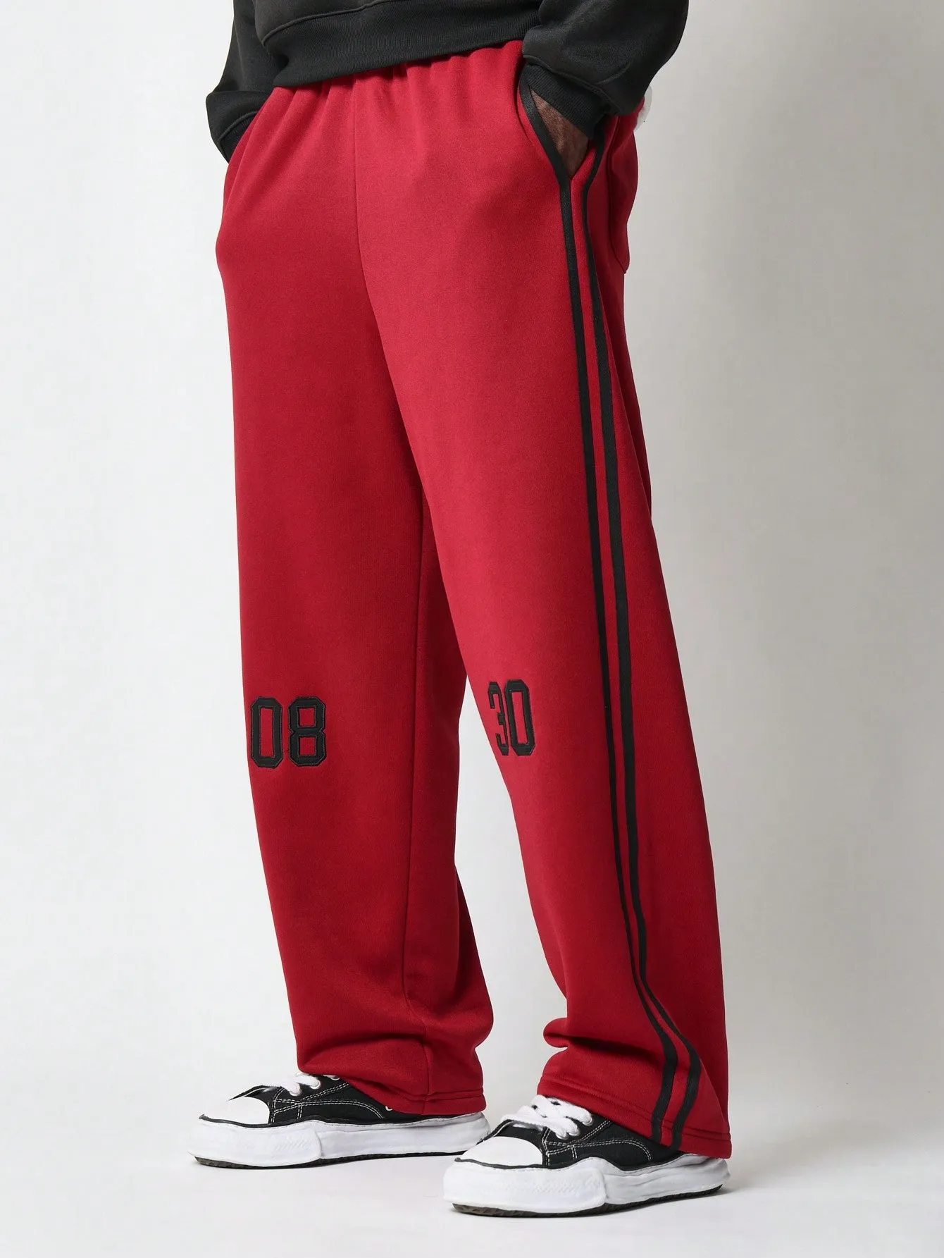 Drop Crotch Sweatpants With Embroidery Applique