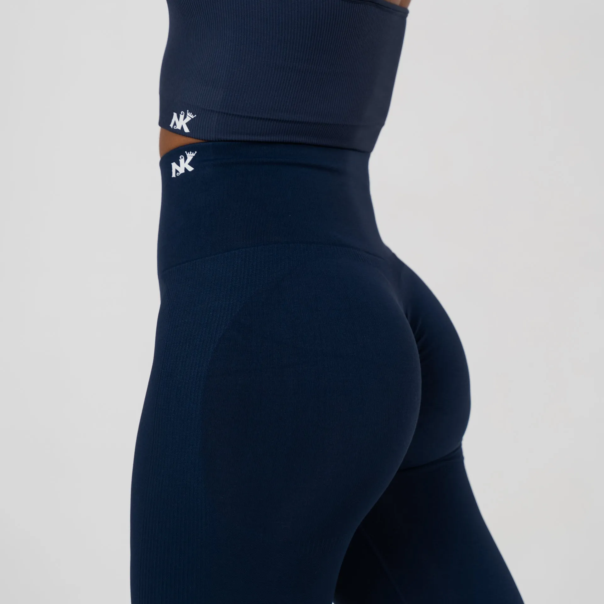 Legacy - Navy Scrunch Leggings