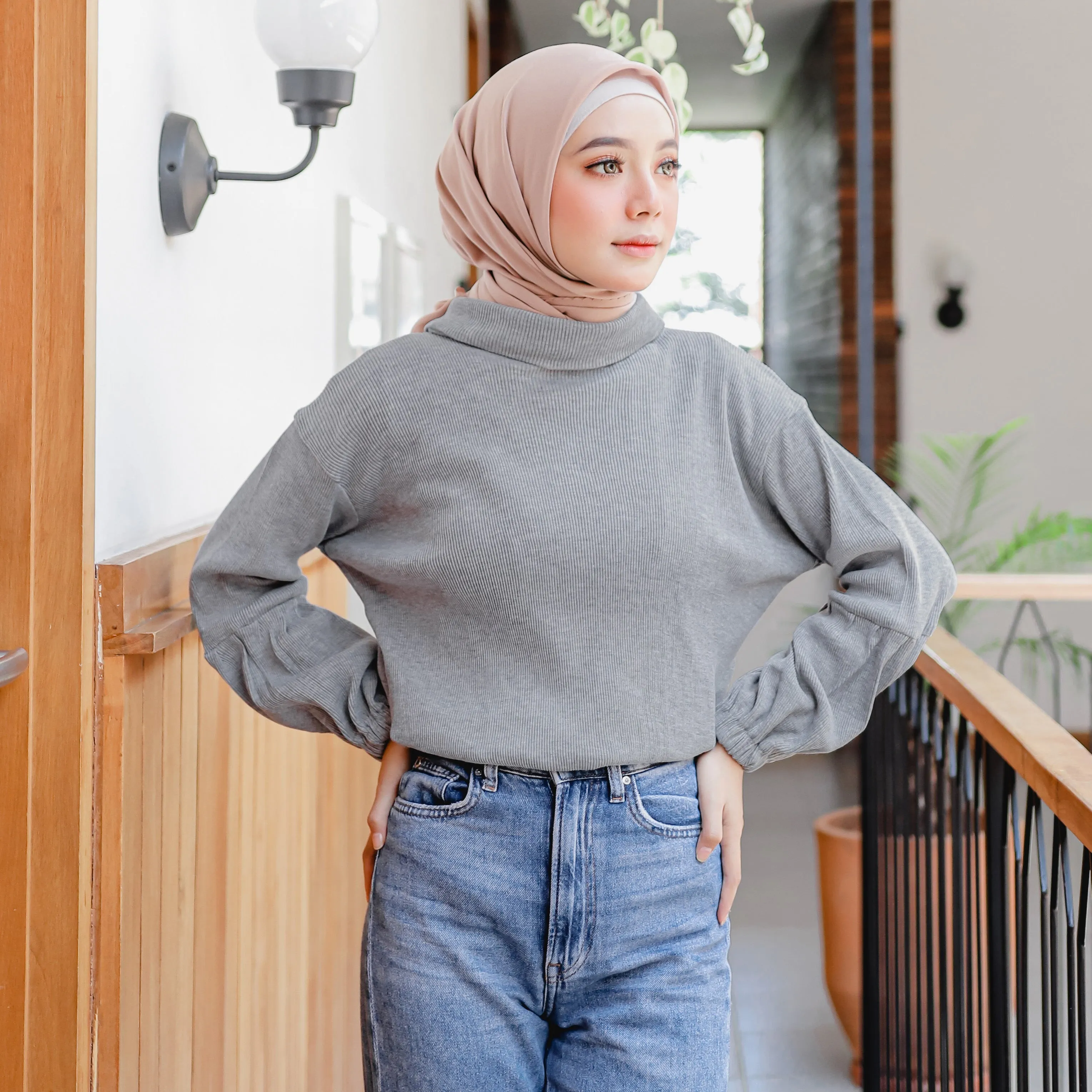 Nora Turtleneck Grey