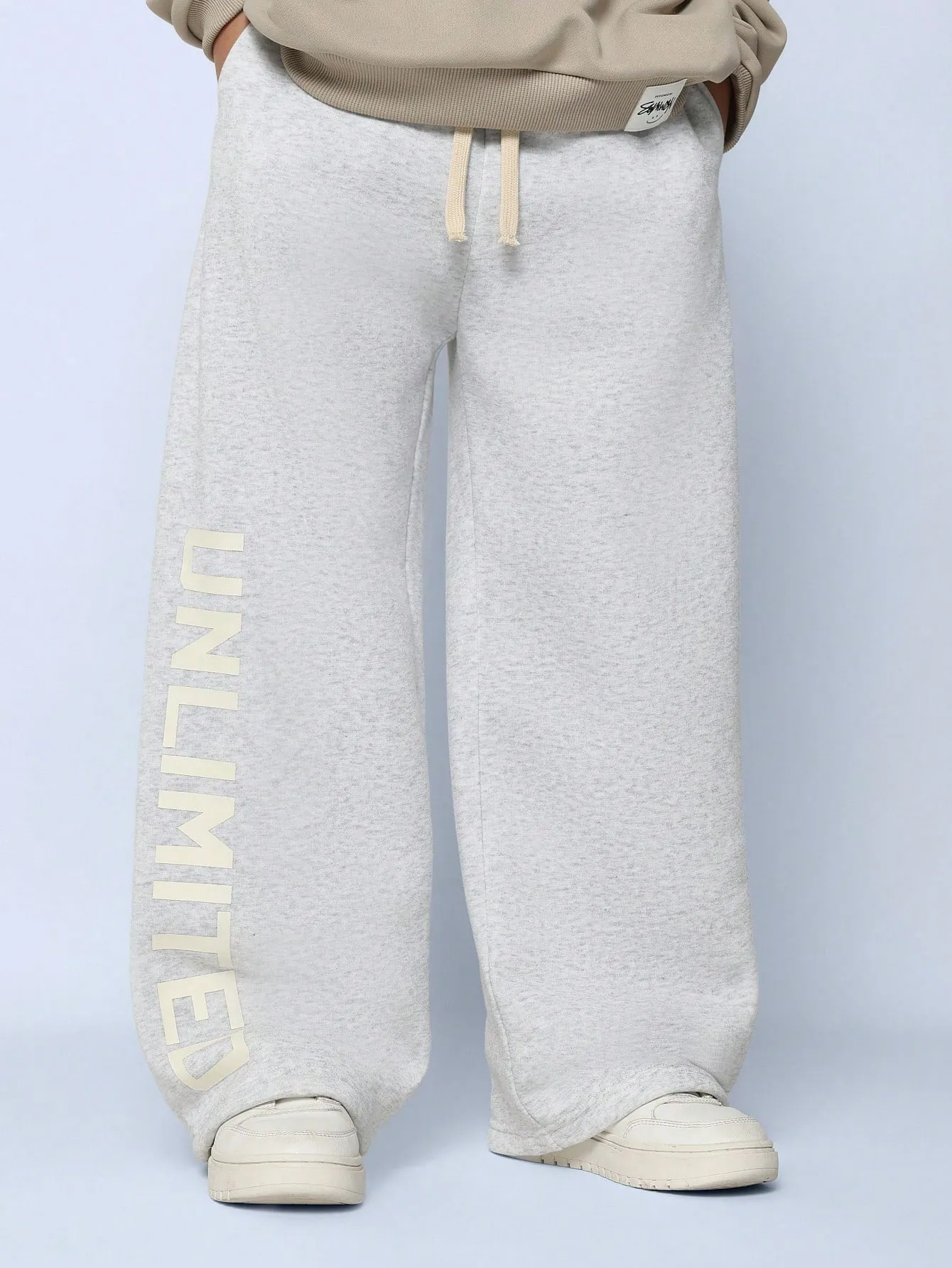 Tween Boys Relaxed Drop Crop Sweatpants With Side Leg Graphic Print