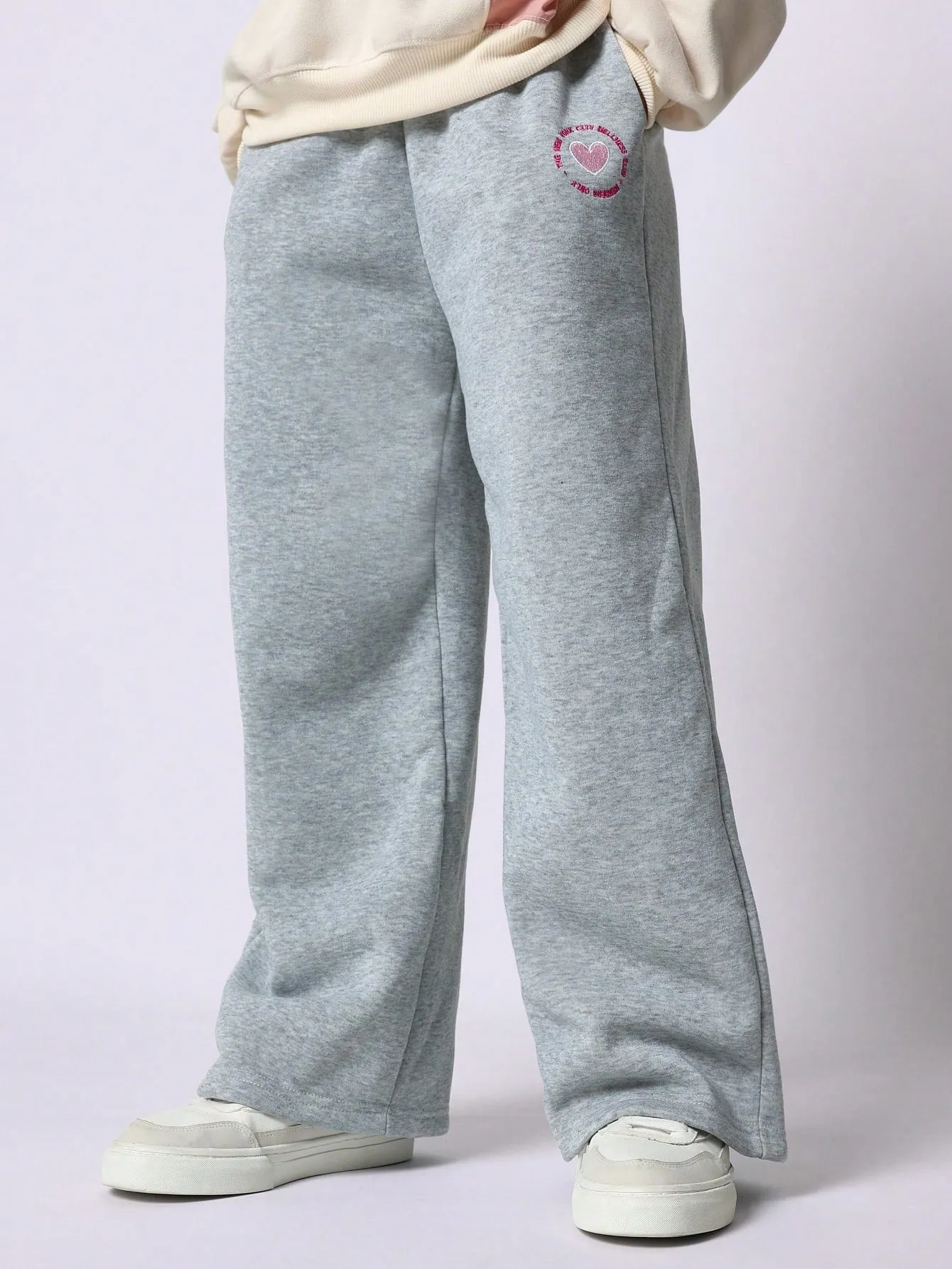 Tween Girls Comfy Wide Leg Pintuck Sweatpants With Heart Embroidery