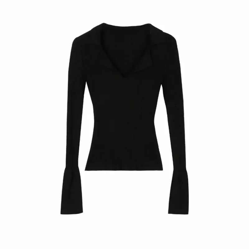 V-neck knitted sweater women's autumn and winter 2024 new slim-fitting inner lining unique long-sleeved top super good-looking sweater