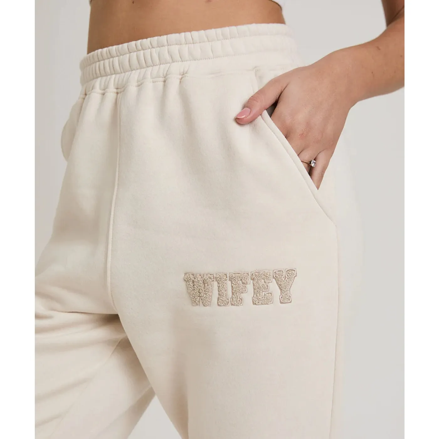 Wifey Teddy Sweatpants - Champagne