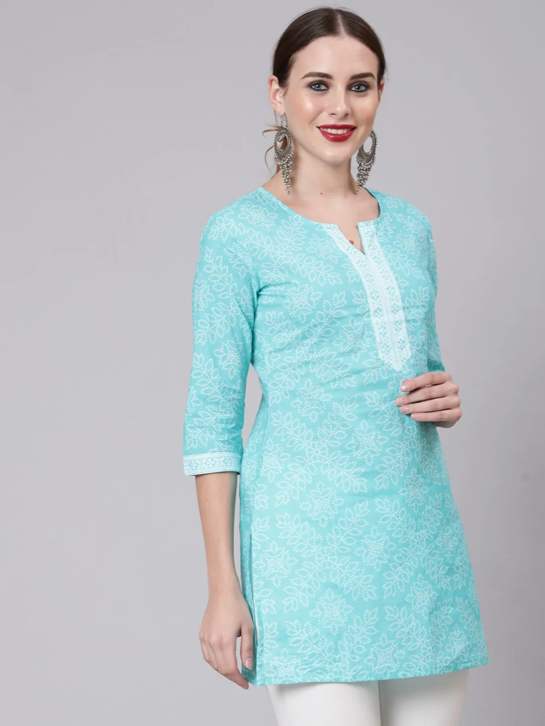 Women Aqua Blue Bandhani Printed Straight Tunic